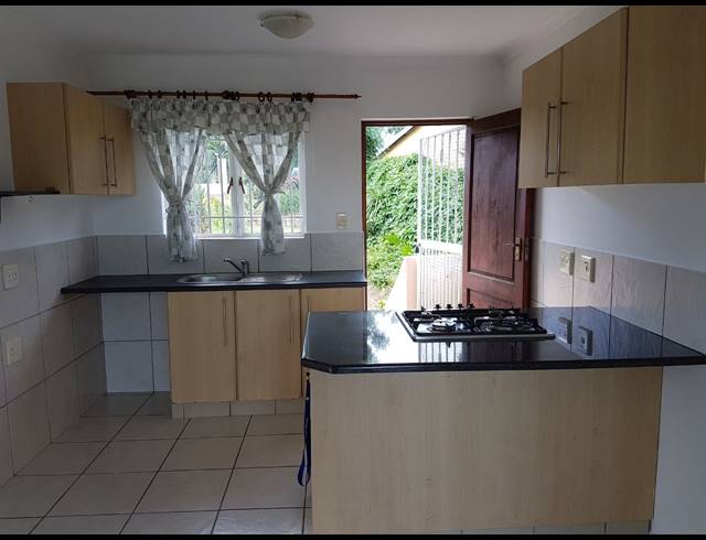 2 BEDROOM FLAT RENTED IN DAWNCREST